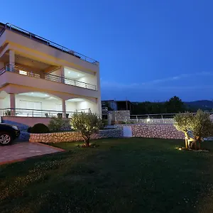 Residenca Apartman